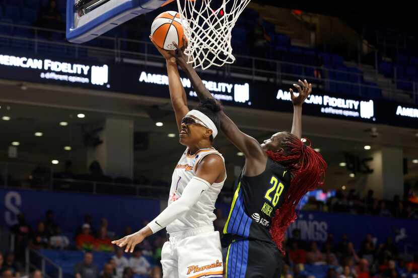 The Dallas Wings have acquired Phoenix Mercury guard Diamond DeShields (1), who was fouled...