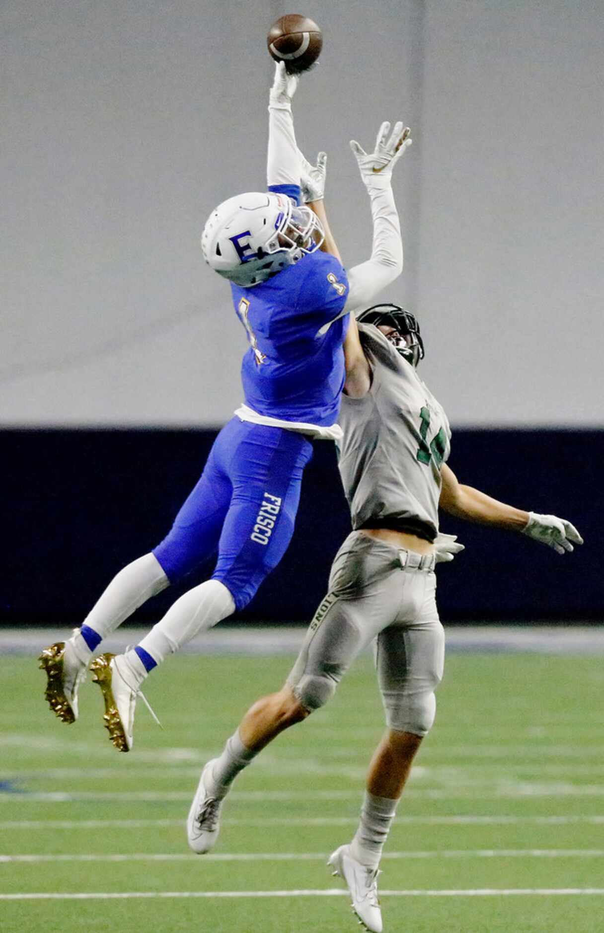 Frisco High School defensive back Myles Mays (1) breaks up a pass intended for Reedy High...