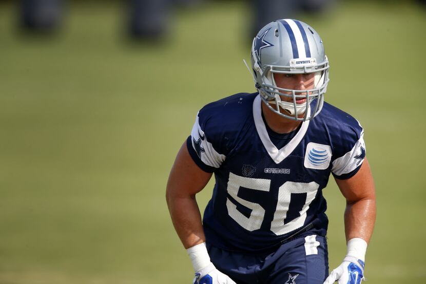 Dallas Cowboys outside linebacker Sean Lee (50) lines up during practice at Valley Ranch in...