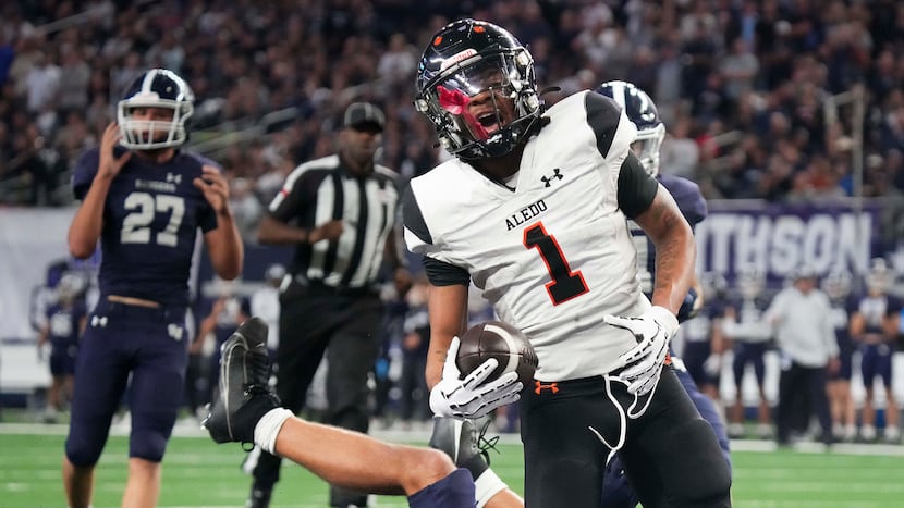 Aledo routs Smithson Valley to claim record 12th UIL state football ...