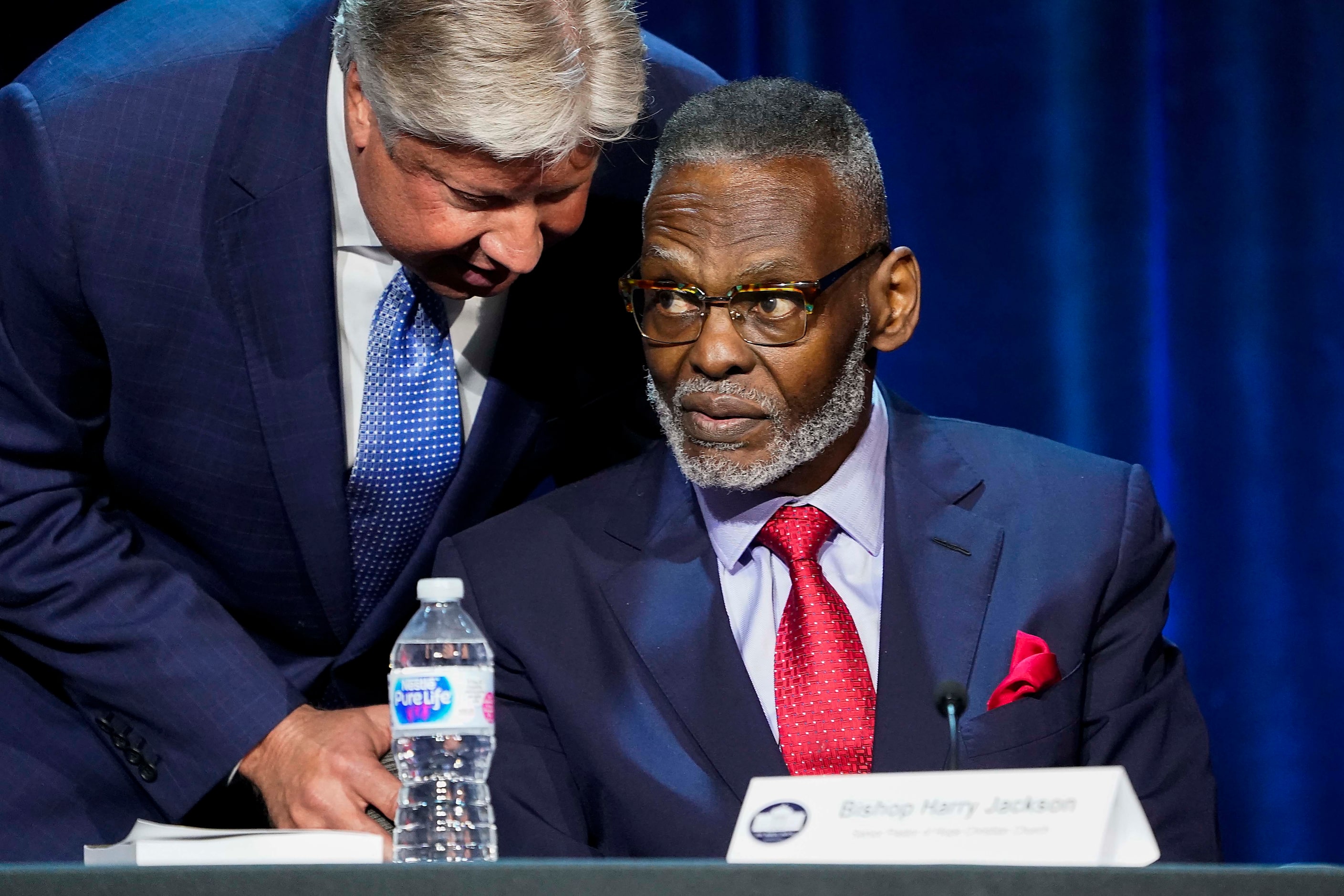 Gateway Church senior pastor Robert Morris (left) talks with Bishop Harry Jackson, senior...