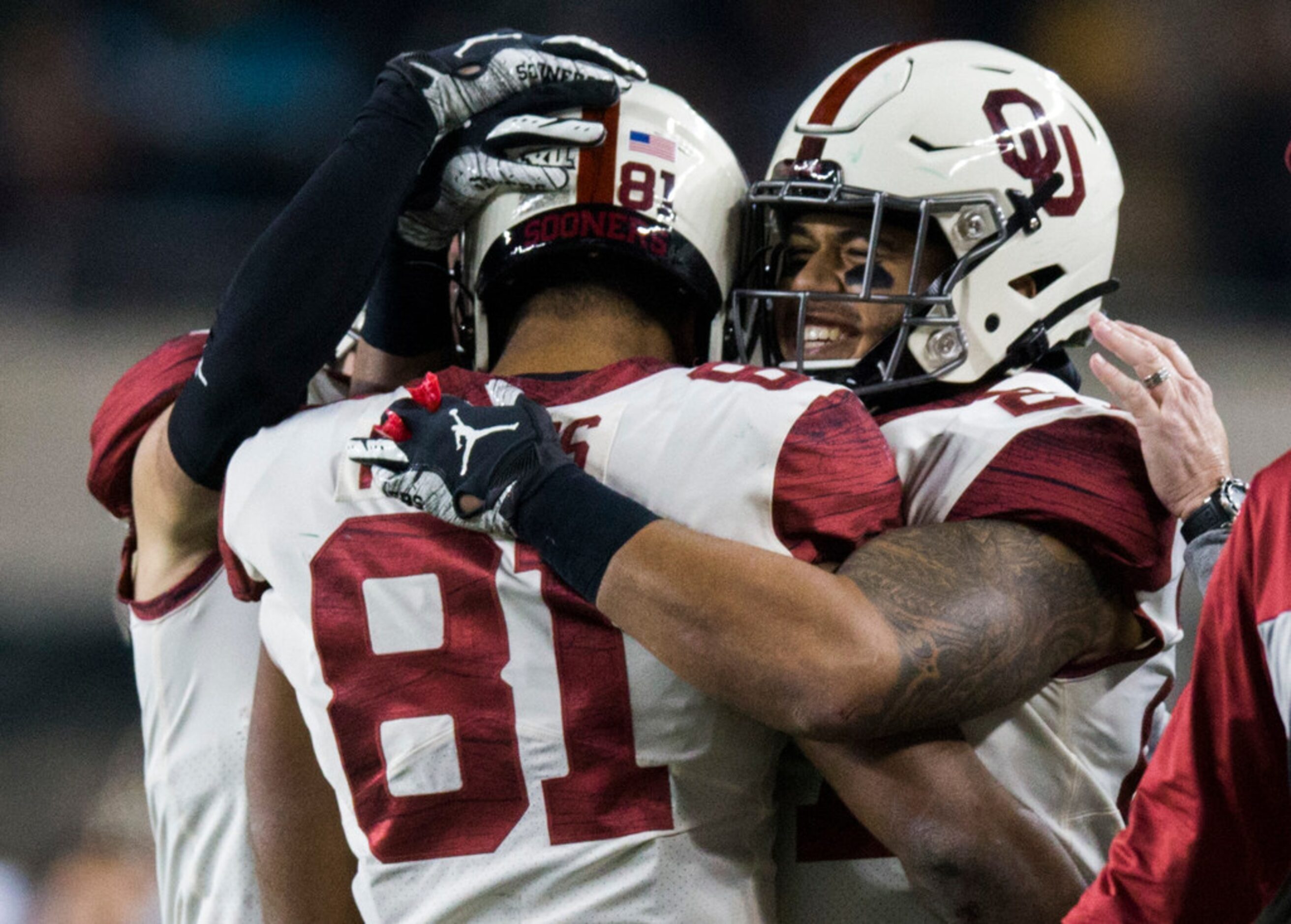 Oklahoma Sooners fullback Brayden Willis (81) celebrates a touchdown that tied the game...