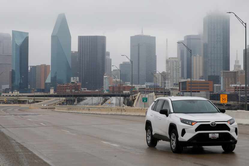 Advertencia de tormenta invernal finalizó el jueves a las 6 p.m. para la región de Dallas y...