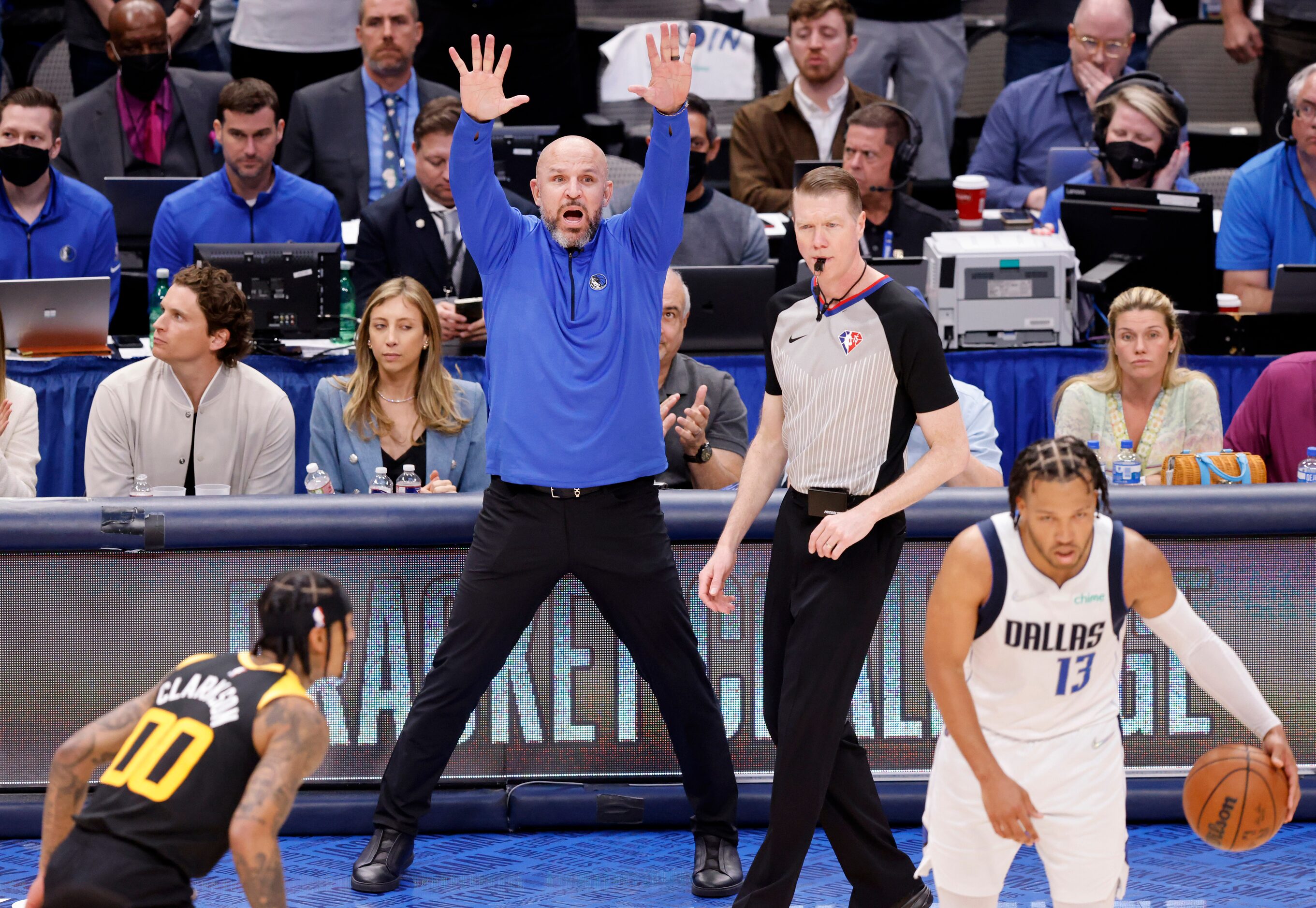 Dallas Mavericks head coach Jason Kidd yells to this players during the fourth quarter in...