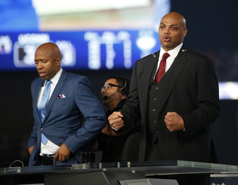 Apr 7, 2014; Arlington, TX, USA; TV personalities Kenny Smith (left) and Charles Barkley...