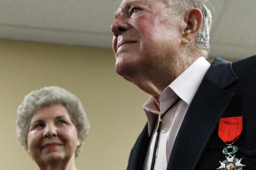  Lois and Ernest Deeds. (Photo by Louis DeLuca/Dallas Morning News)