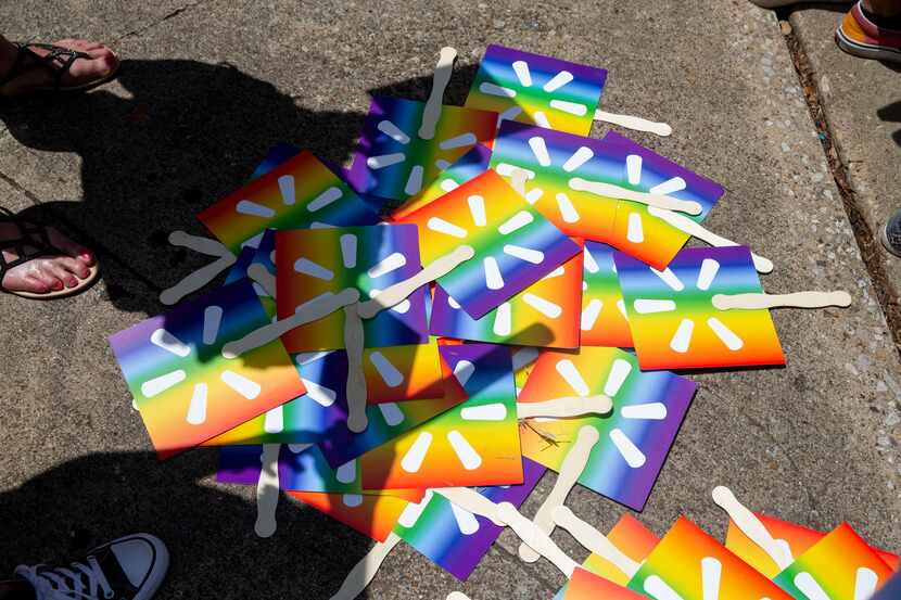 Rainbow fans waited to be picked up during the annual Dallas Pride / Alan Ross Texas Freedom...