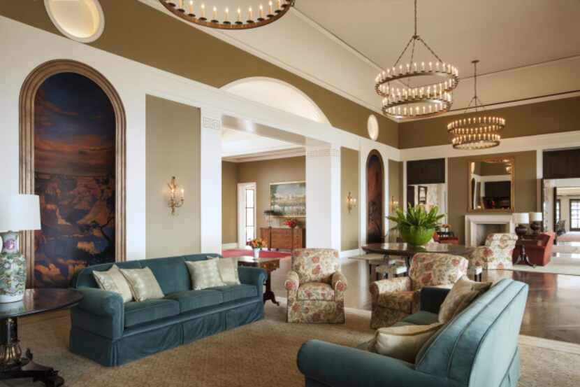 Fort Worth-based interior designer Ken Blasingame  designed the presidential offices and...