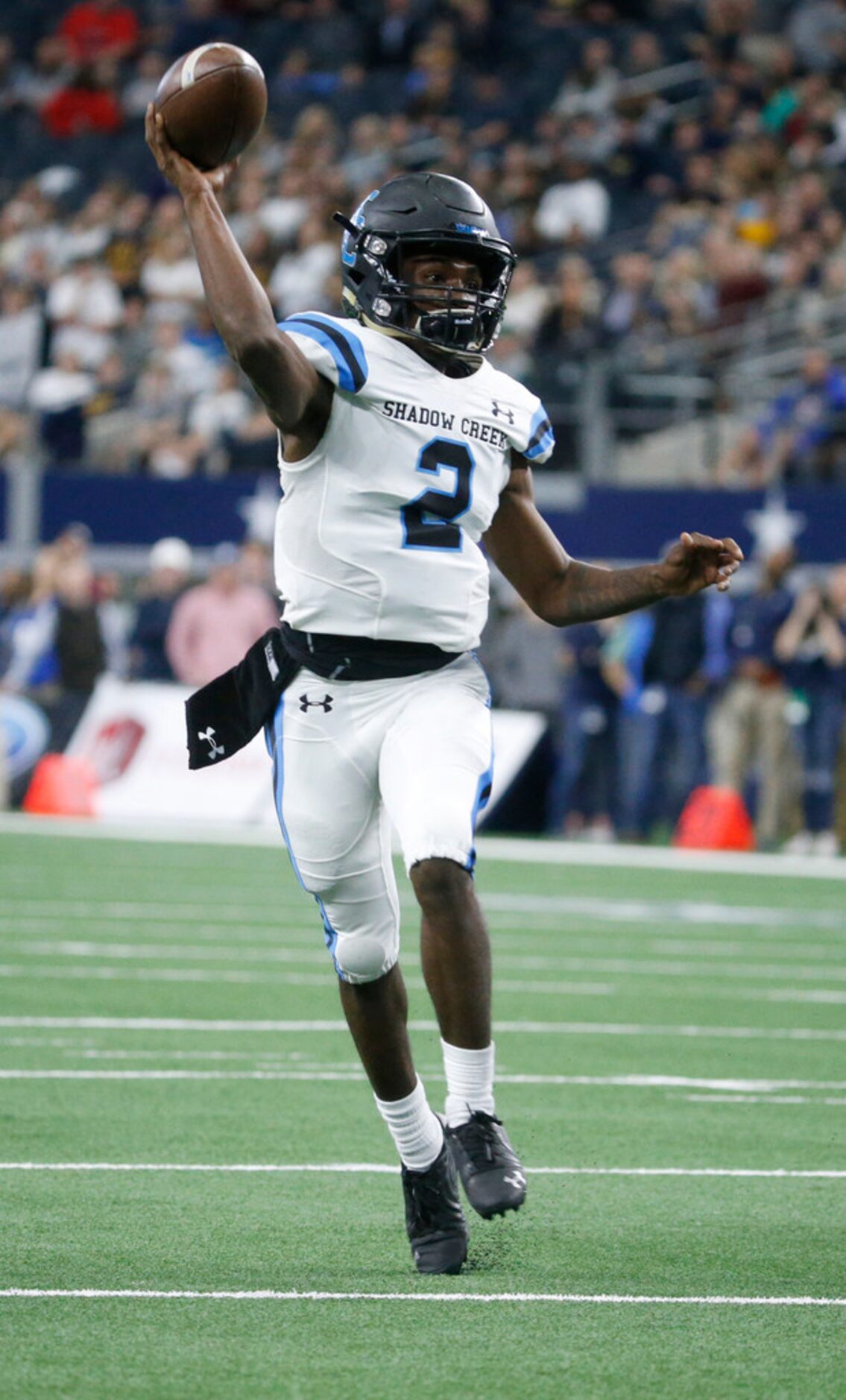 Shadow Creek's quarterback Jamarian George (2) passes  the ball against Highland Park during...