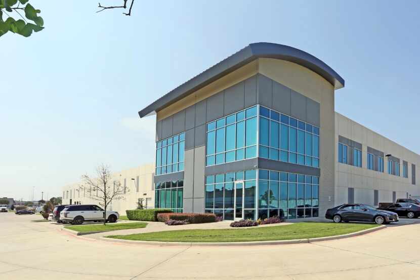 Dalfen Industrial purchased the Irving industrial building at 2040 Century Center Blvd.