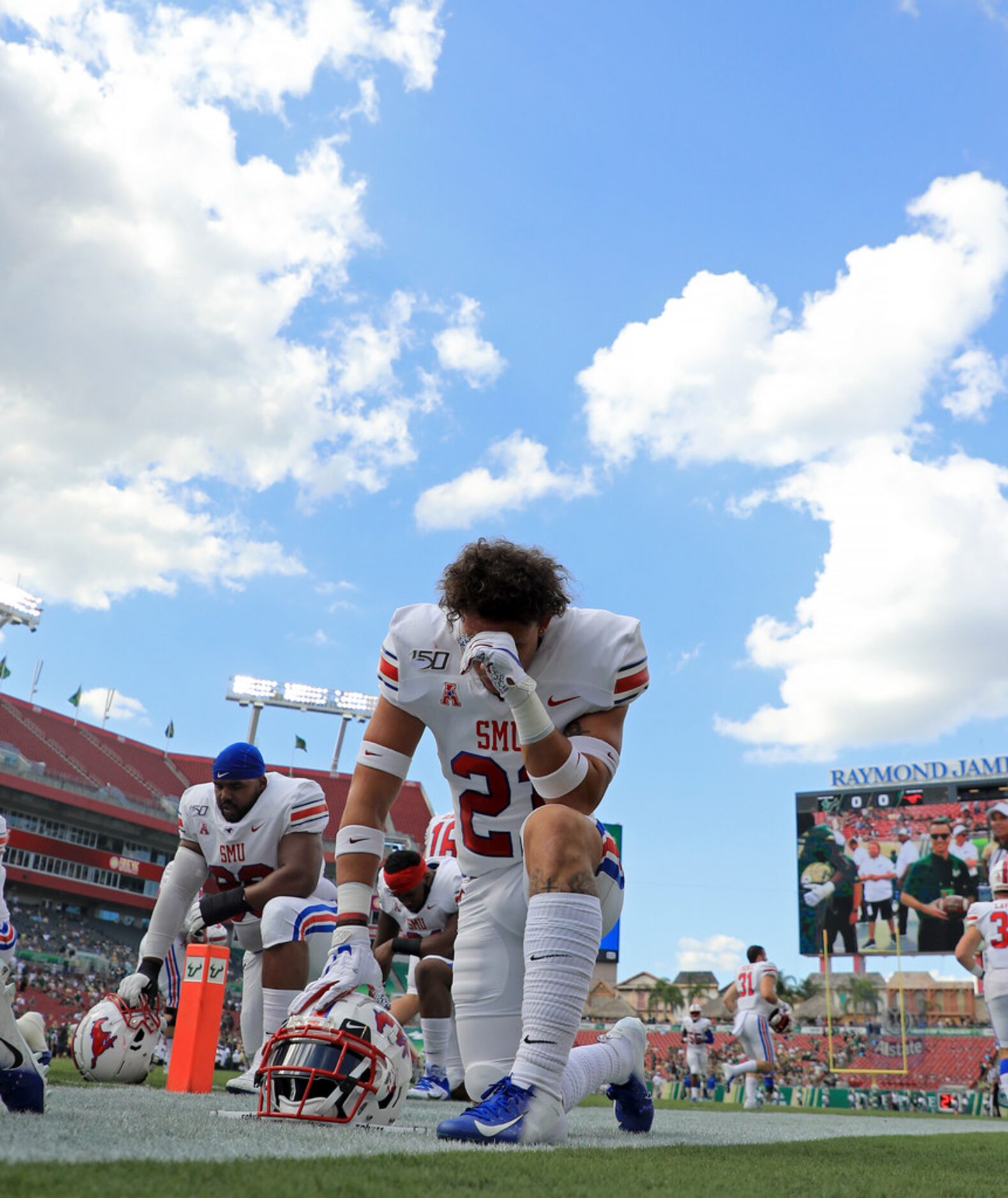 TAMPA, FLORIDA - SEPTEMBER 28: Rodney Clemons #23 of the Southern Methodist Mustangs looks...