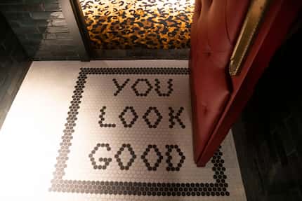 “You look good” is what Babou's customers see when they walk to the restroom.