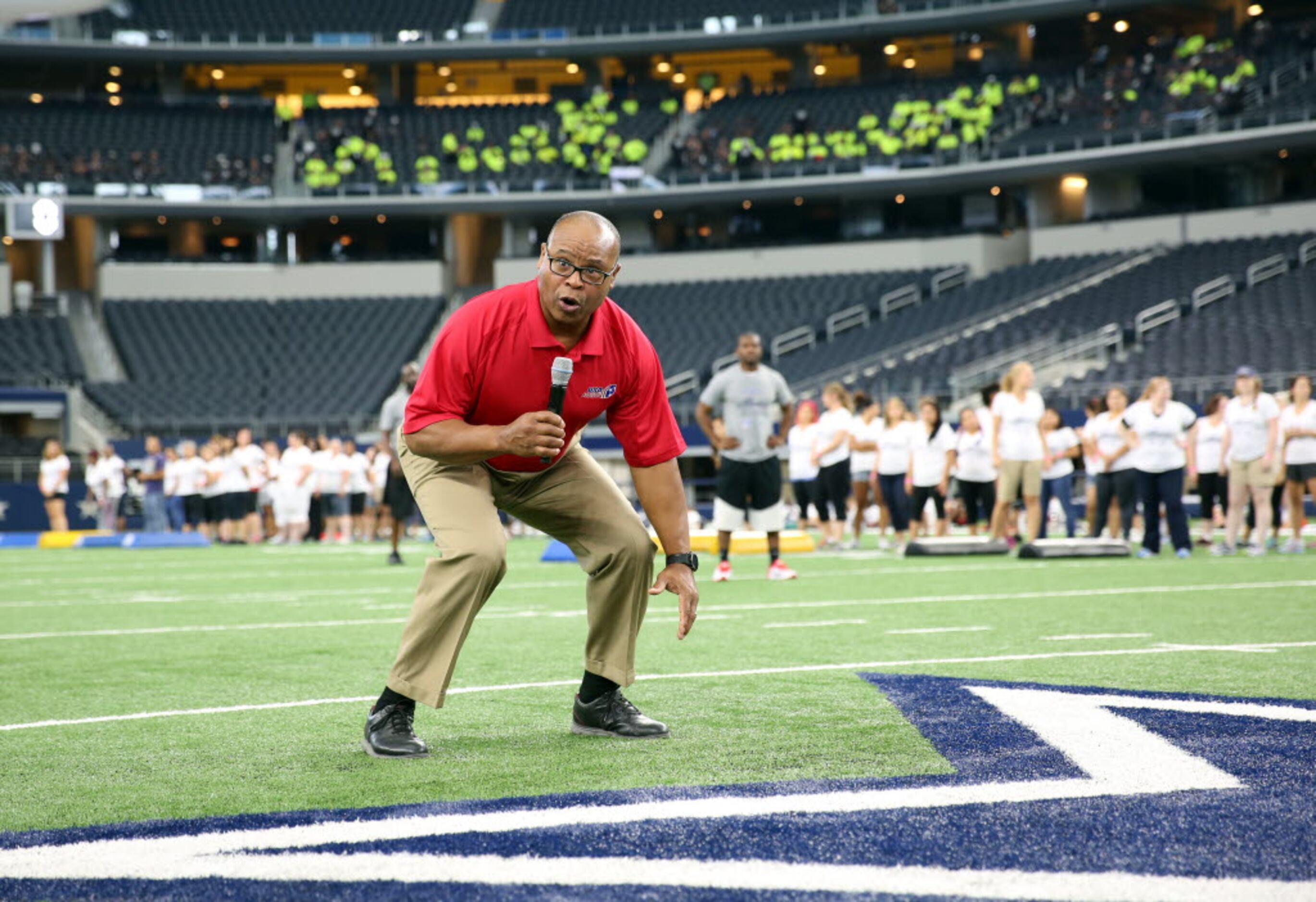 Mike Singletary interviewed with Giants, trying to get back into coaching -  Niners Nation