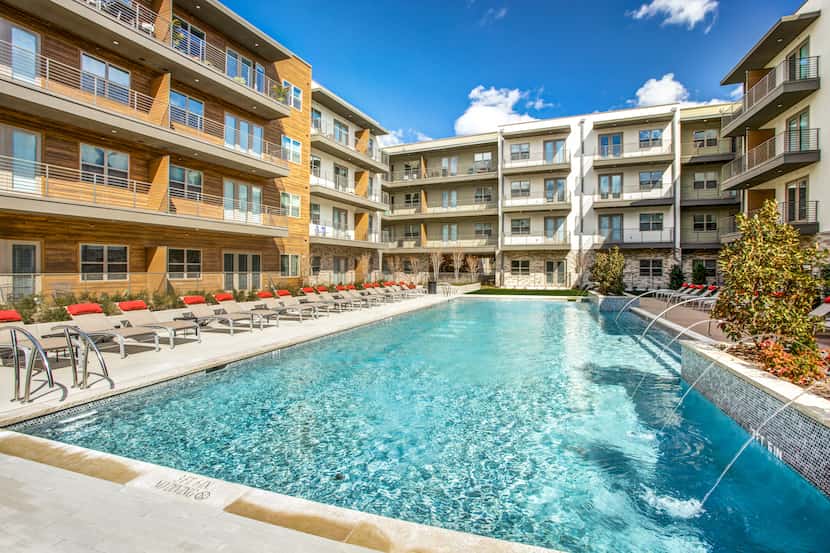 Bellevue at The Bluffs, a 473-unit apartment community near Dallas' Love Field sold.