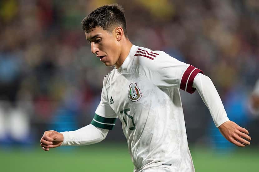 Alejandro Zendejas (15) played his first game with the senior team for Mexico against...