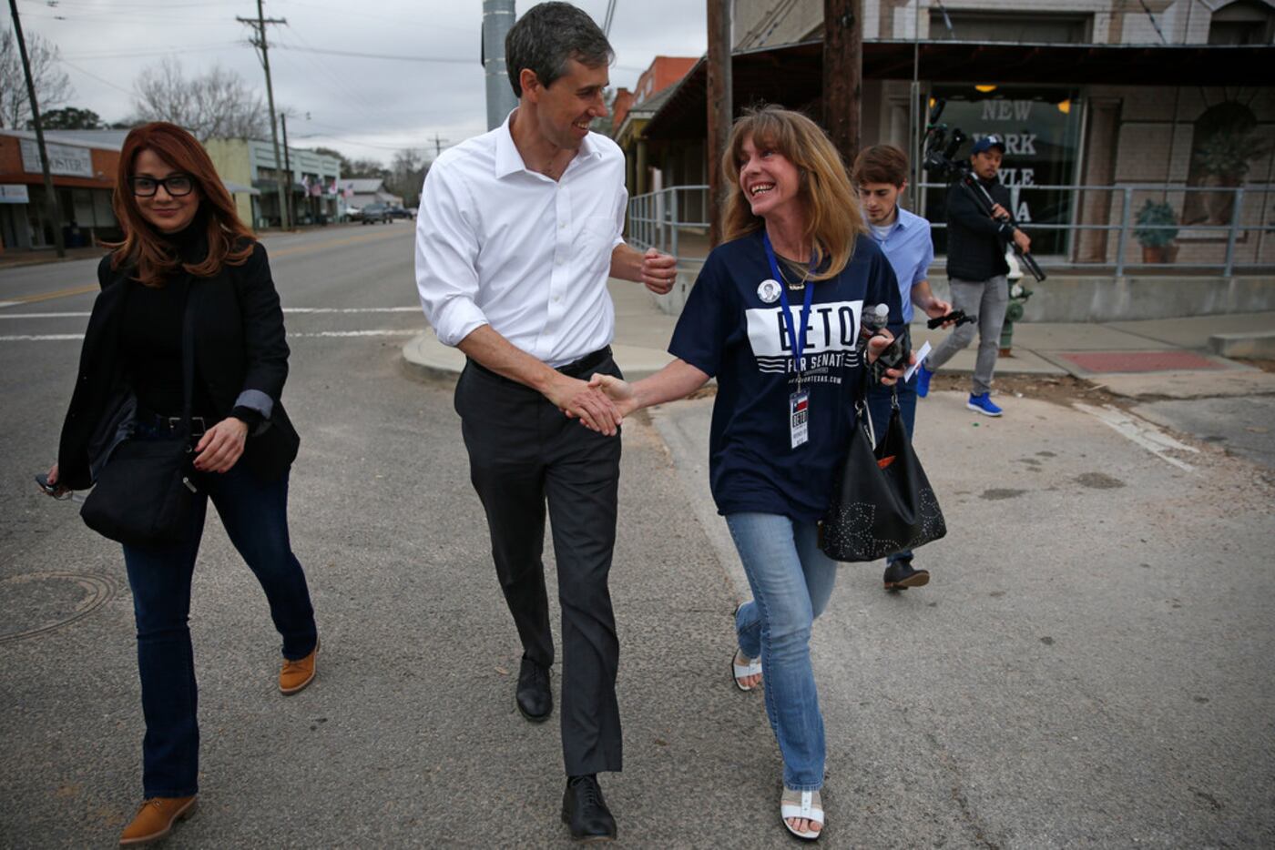 U.S. Congressman Beto O'Rourke talks to Karen Duke during a campaign stop in Woodville on...
