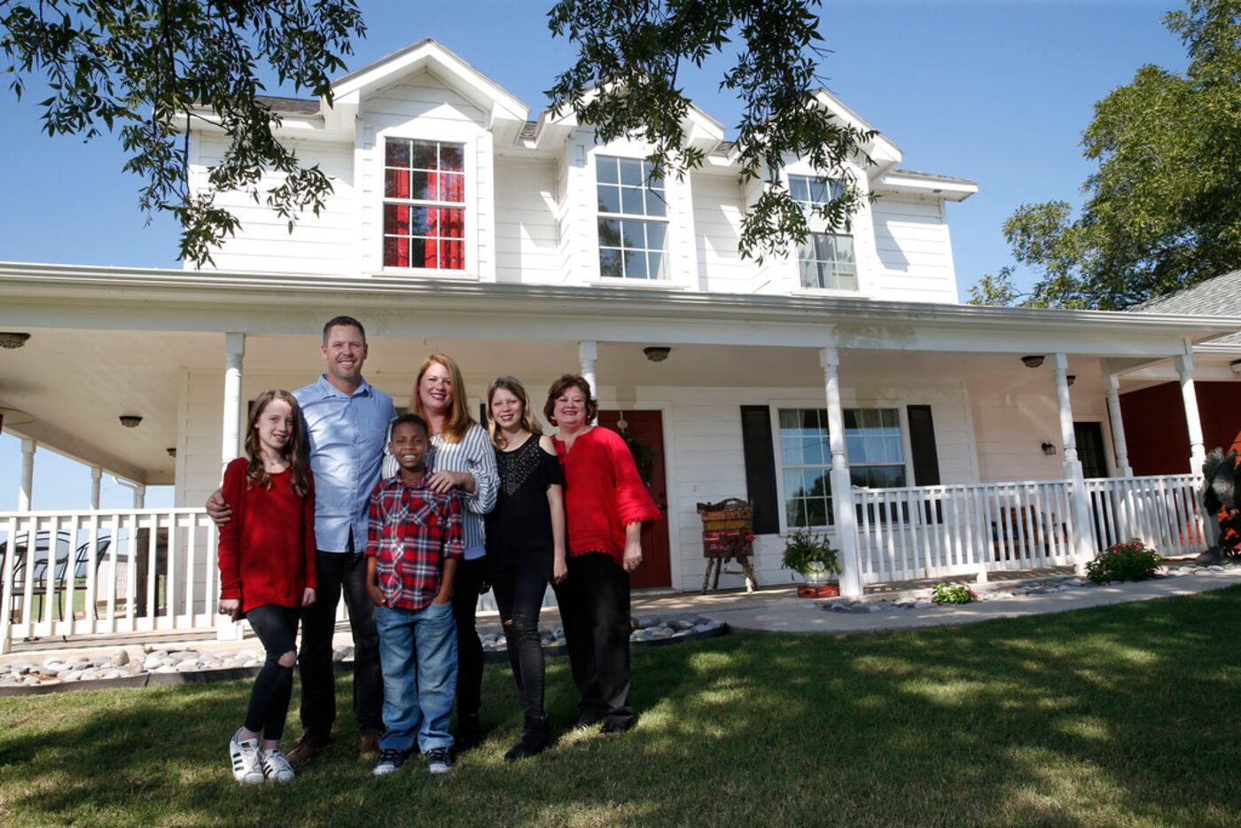  Aubrey Reeves, 10, Aaron Reeves, Josiah Reeves, 8, Stacy Reeves, Alyssa Reeves, and Tena...