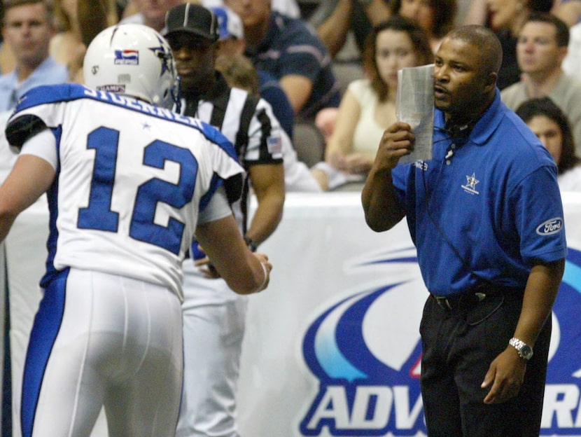 Clint Stoerner the QB for the Desperados gets the next play from  head coach Will McClay....