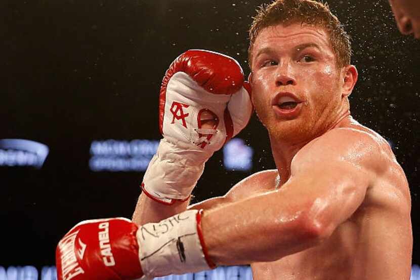 Saúl "Canelo" Álvarez se apoderó de los títulos de la AMB y el CMB en la categoría de los...