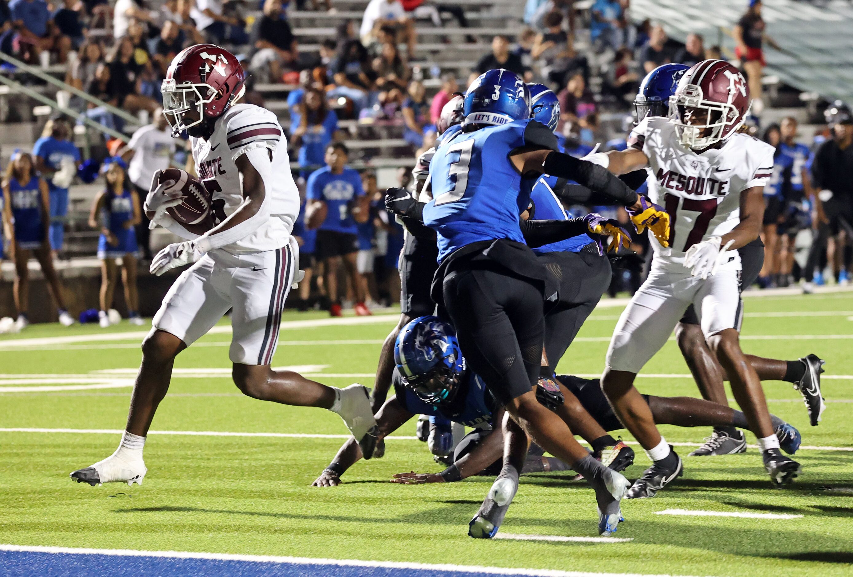 Mesquite RB Armand Cleaver (6) cuts through the North Mesquite defense in route to a...