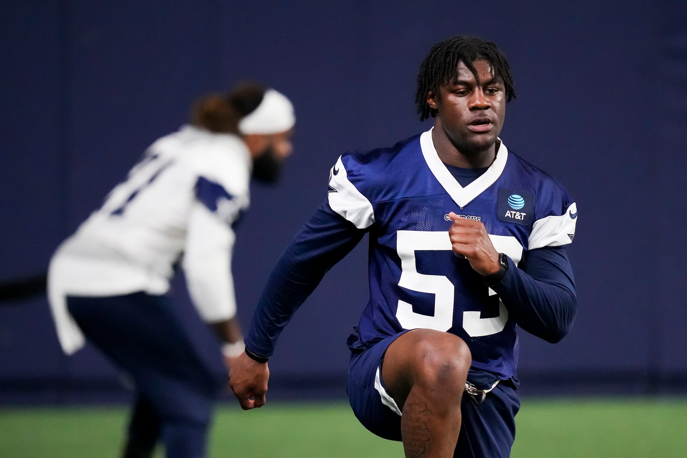 REPORT: Former LSU LB Damone Clark likely to miss rookie season