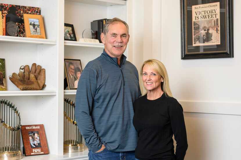 10060510A College Grove, Tenn. - Texas Rangers manager Bruce Bochy and his wife, Kim, pose...