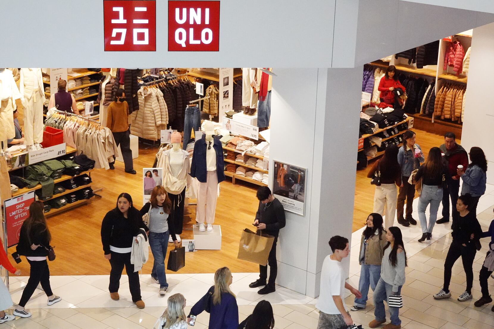 Japanese apparel retailer Uniqlo planned at Arlington mall