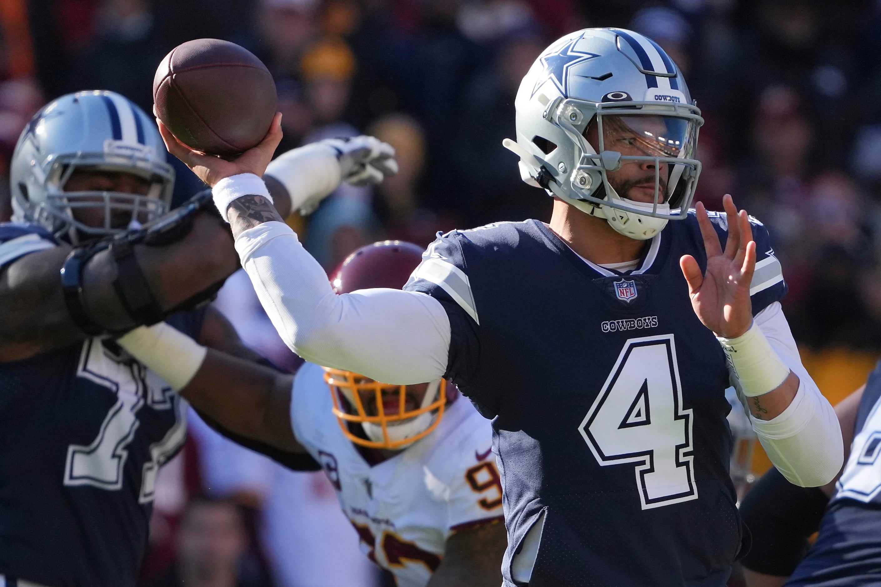 Cowboys escape with a victory over Washington Football Team — see photos