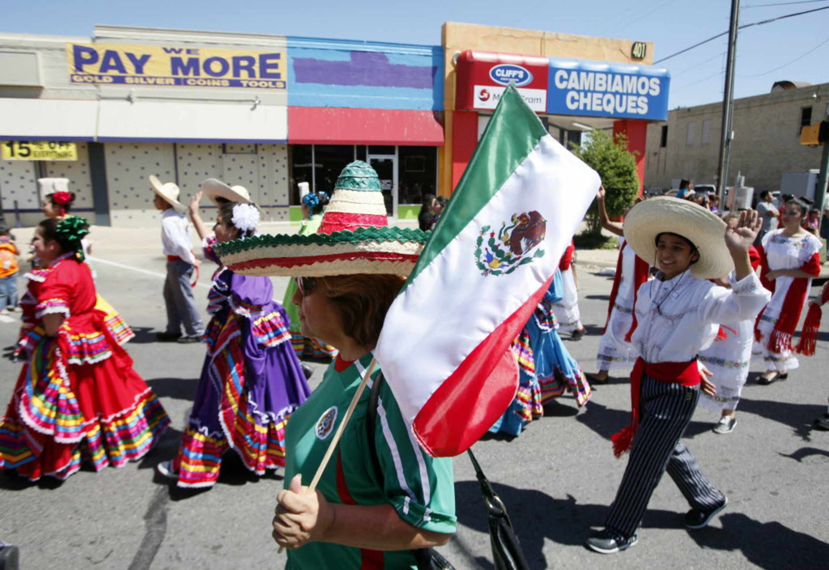 Los mexicanos salvaron Oak Cliff, revela nuevo libro histórico