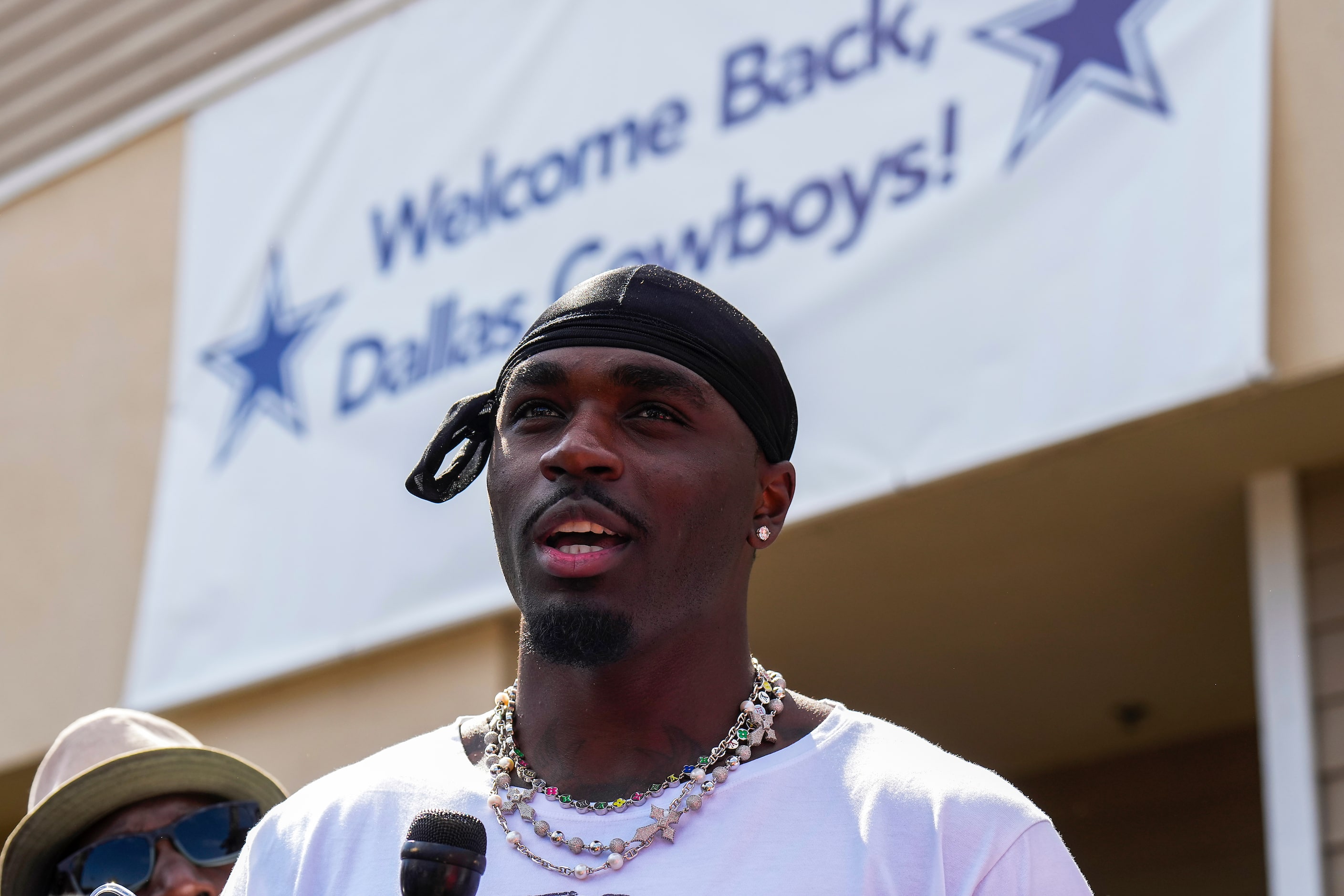 Dallas Cowboys safety Jayron Kearse talks to reporters as the team arrives for training camp...