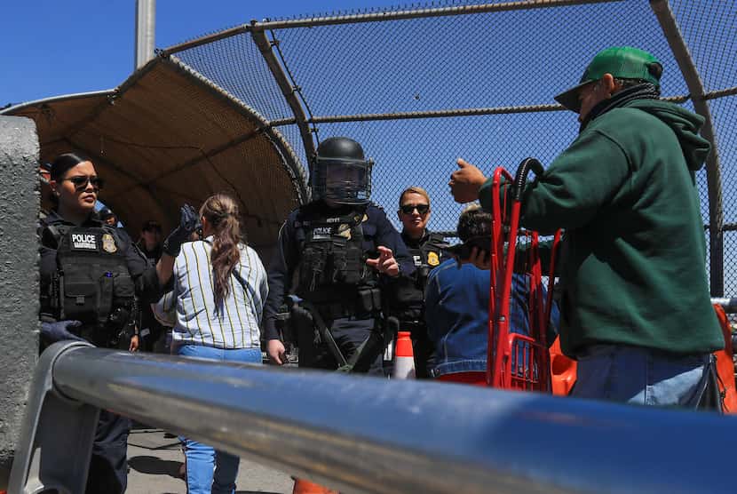At the Texas-Mexico border, U.S. immigration authorities were forced to shut down the Paso...