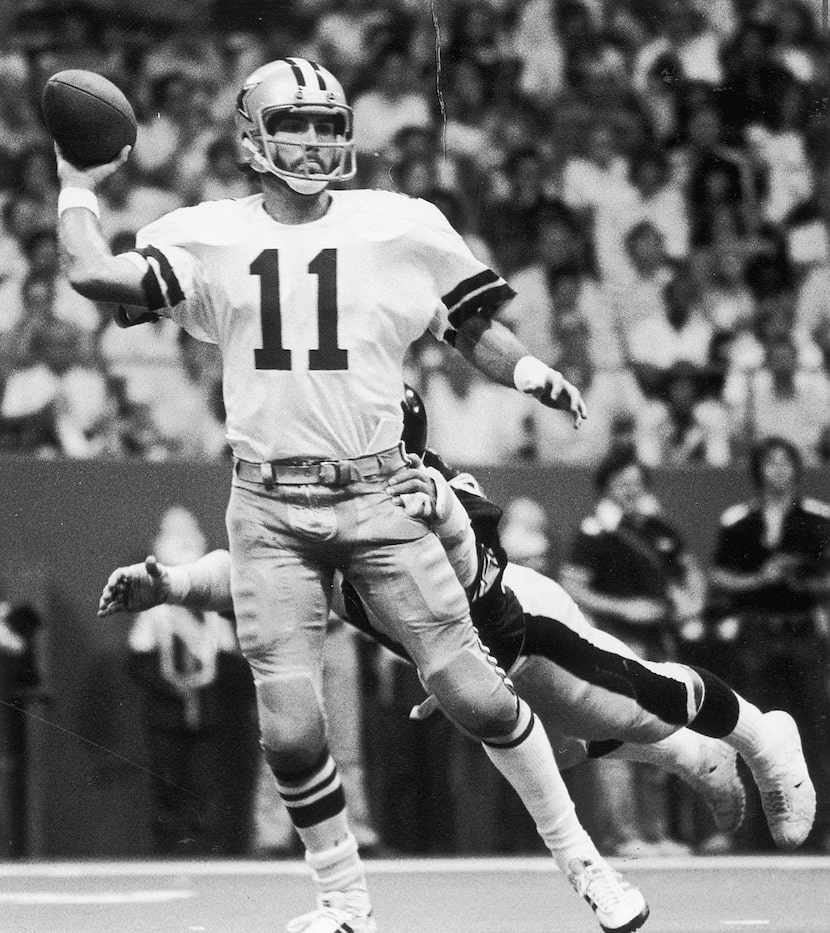 Cowboys quarterback Danny White (File photo)