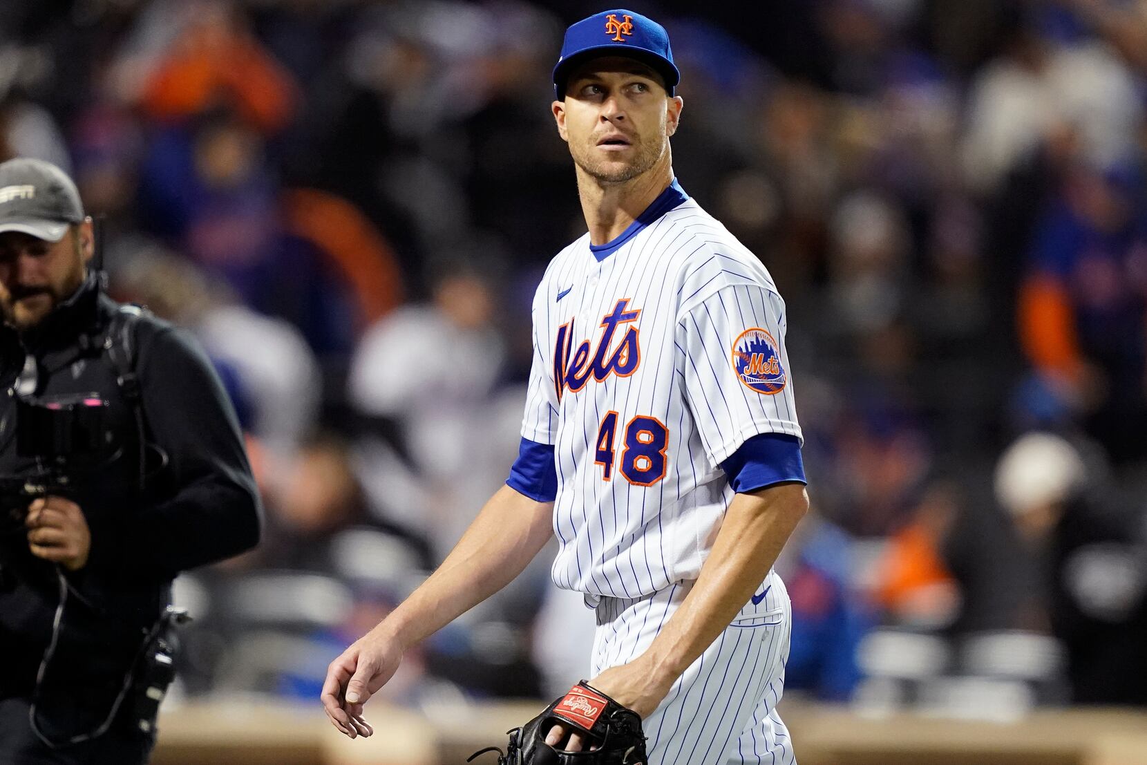 10 things to know about new Rangers ace Jacob deGrom, including his past as  an infielder