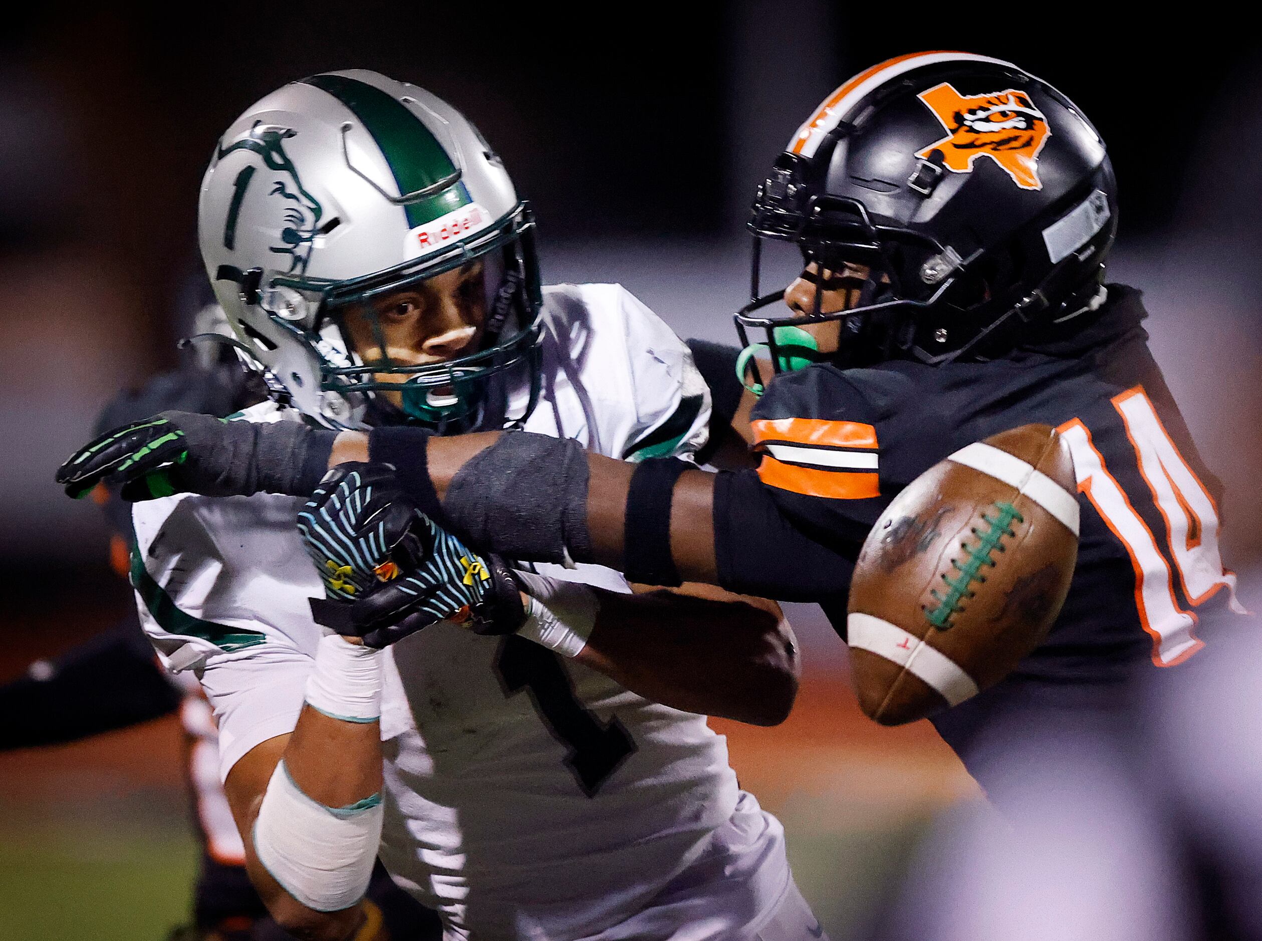 Frisco Reedy receiver Kaleb Smith (1) has his pass knocked away by Lancaster defensive back...