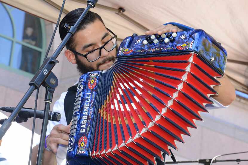 Aaron Salinas, the 2014 Grand Prize Winner the conjunto category in the ¡Encore Pachanga!...