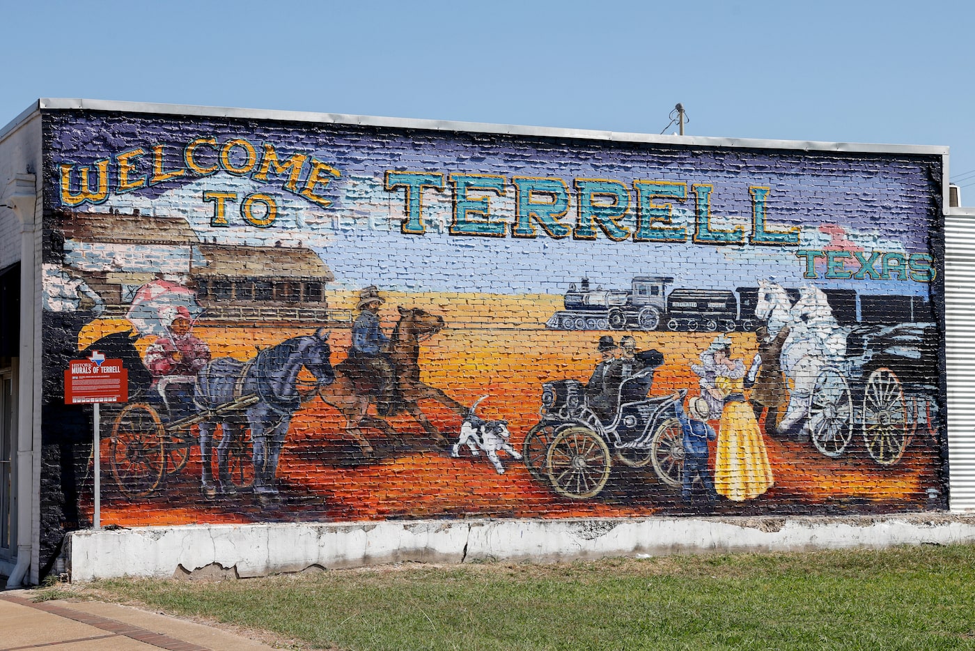 A sign welcomes people to downtown Terrell.