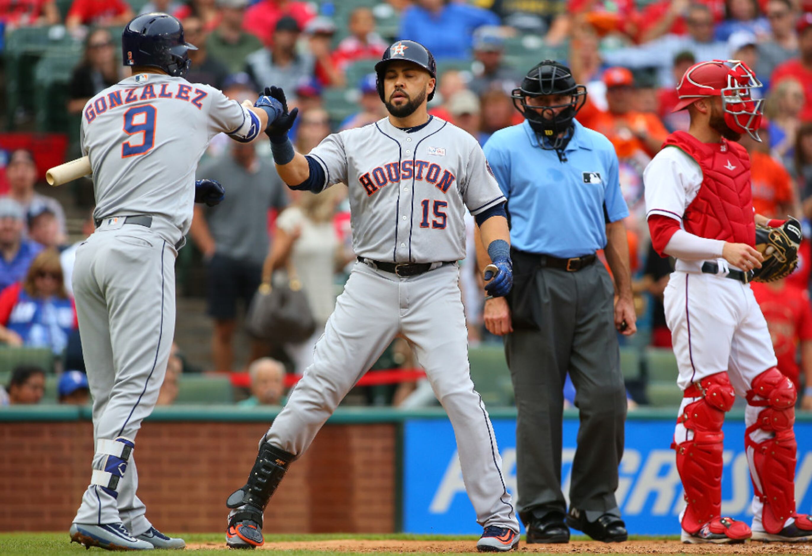 06 July 2016: Houston Astros first baseman Marwin Gonzalez (9