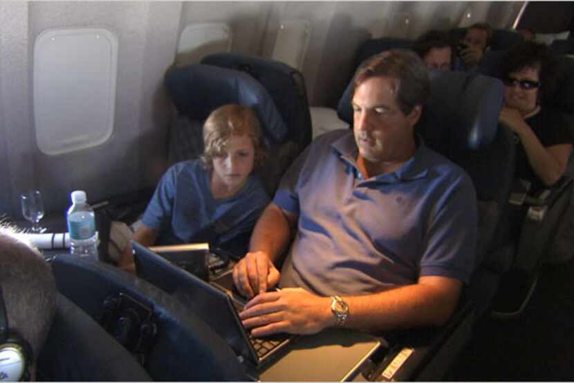  Passengers connect to the Internet aboard a jet using Gogoâs in-flight technology.