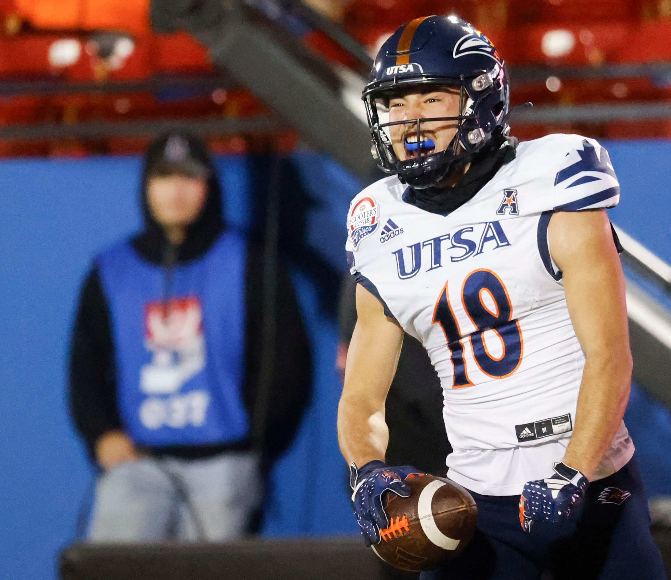 UTSA wide receiver David Amador celebrates a touchdown during the second half of Frisco Bowl...