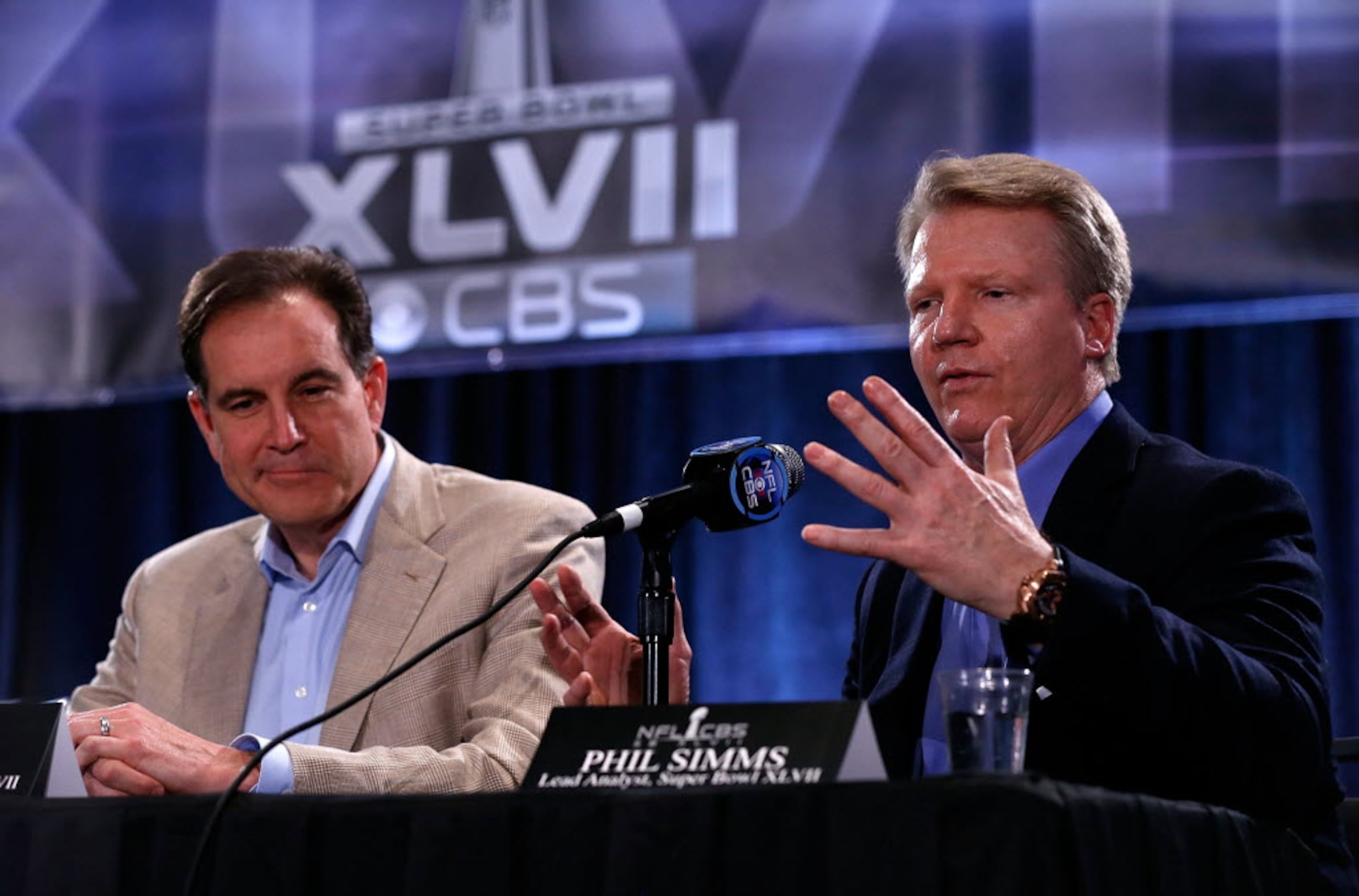 Demoted From Top Team, Phil Simms Will Move to CBS NFL Studio