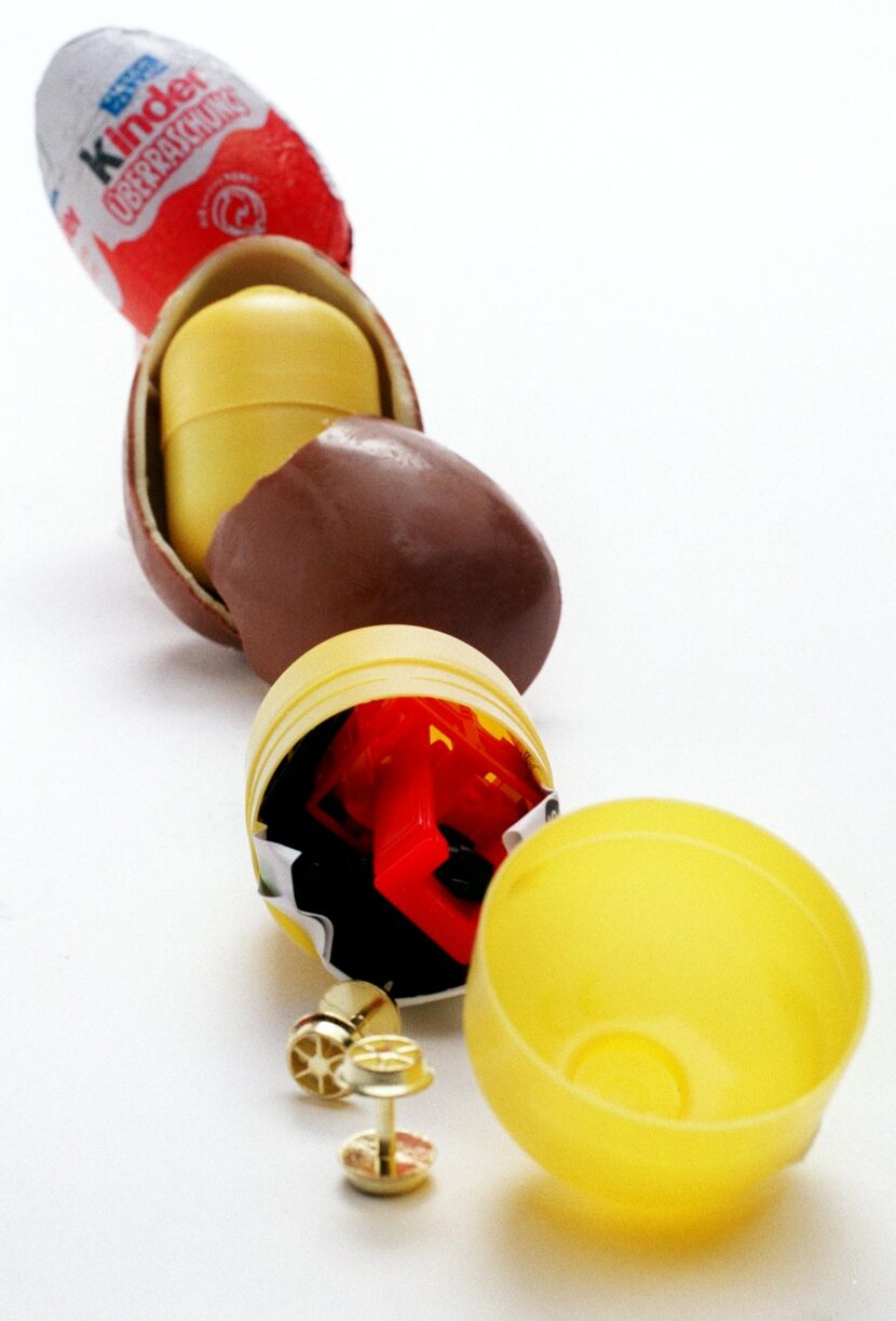 ORG XMIT: S0327946111_STAFF 06-02-00  Collectible Kinder Eggs have intricate toys and cool...