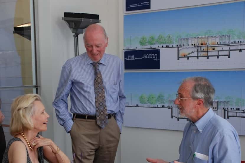 Kay (left) and Ben Fortson (middle) with Renzo Piano (right).