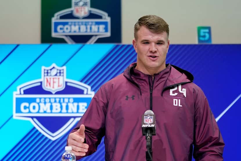 INDIANAPOLIS, IN - MARCH 01: Notre Dame offensive lineman Mike McGlinchey speaks to the...