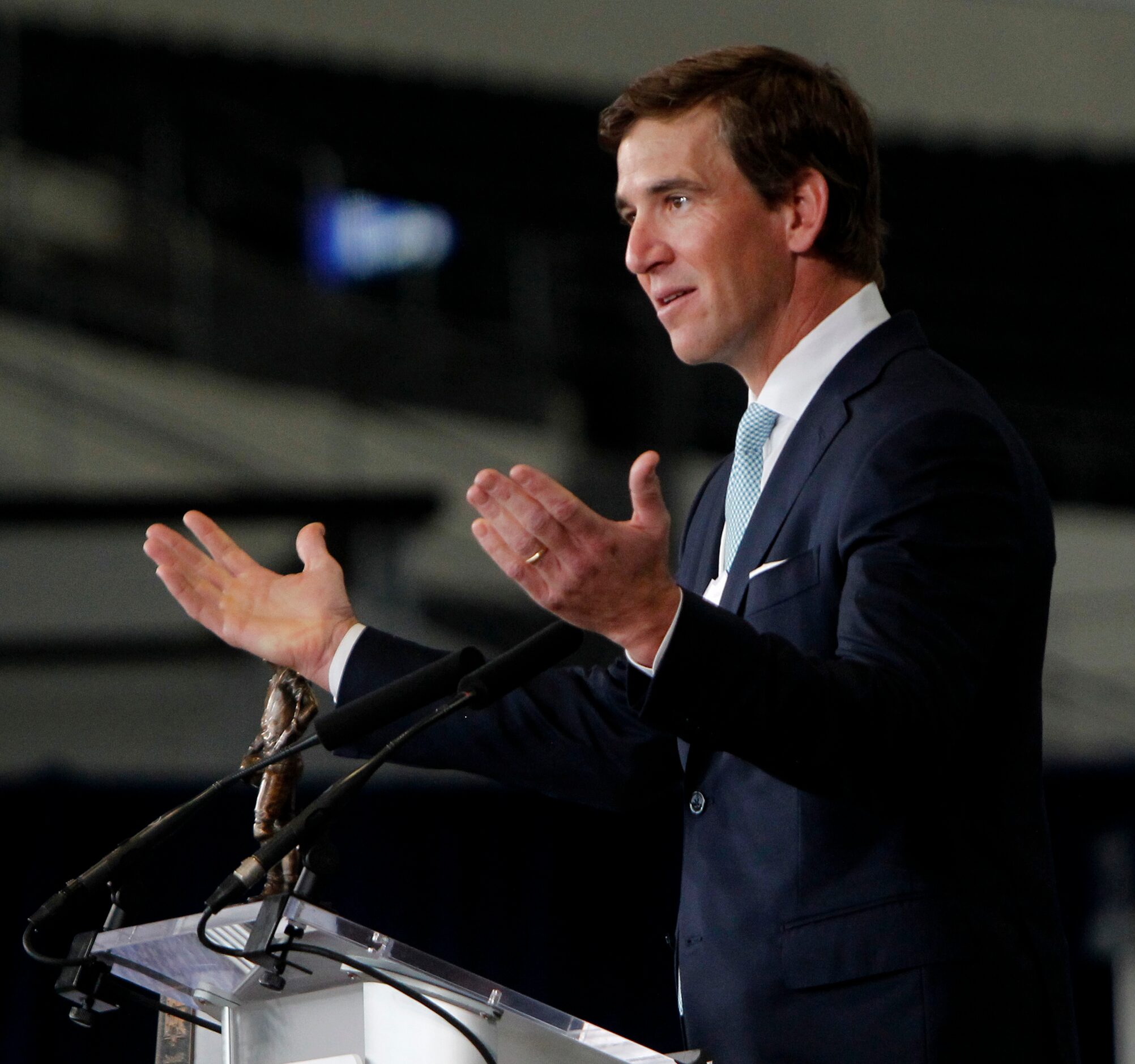 Former Ole Miss quarterback Eli Manning delivers a message after recognized in the 2023...