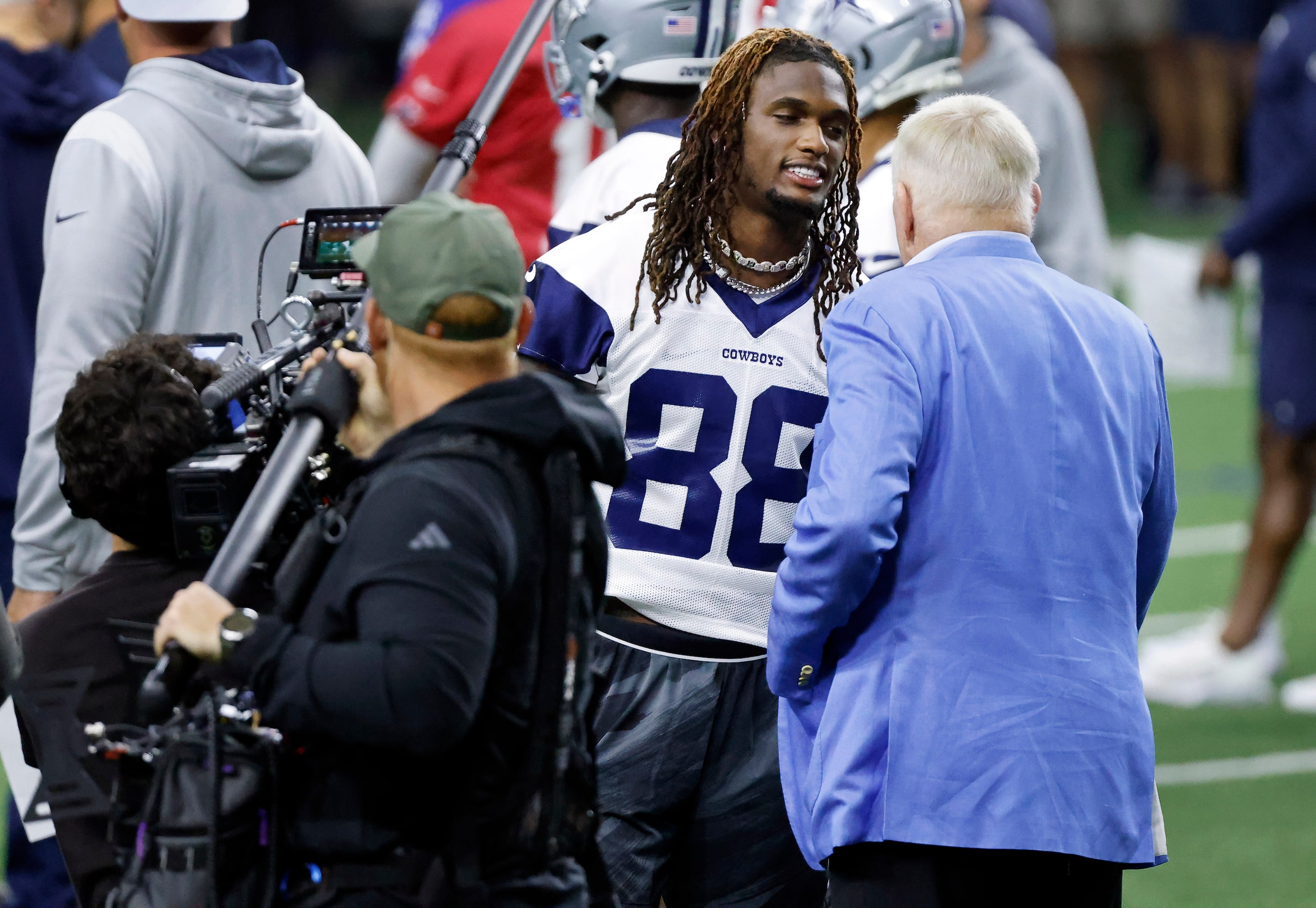 Newly signed Dallas Cowboys wide receiver CeeDee Lamb (88) and owner Jerry Jones visit on...