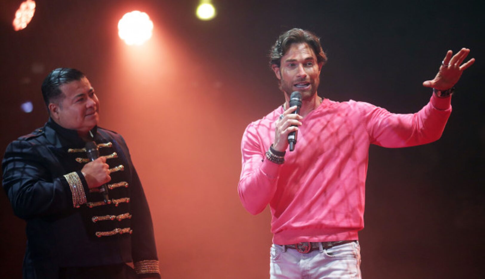 
				Sebastián Rulli en el Circo Hermanos Vazquez en Dallas./ FOTO ESPECIAL PARA AL DIA OMAR...