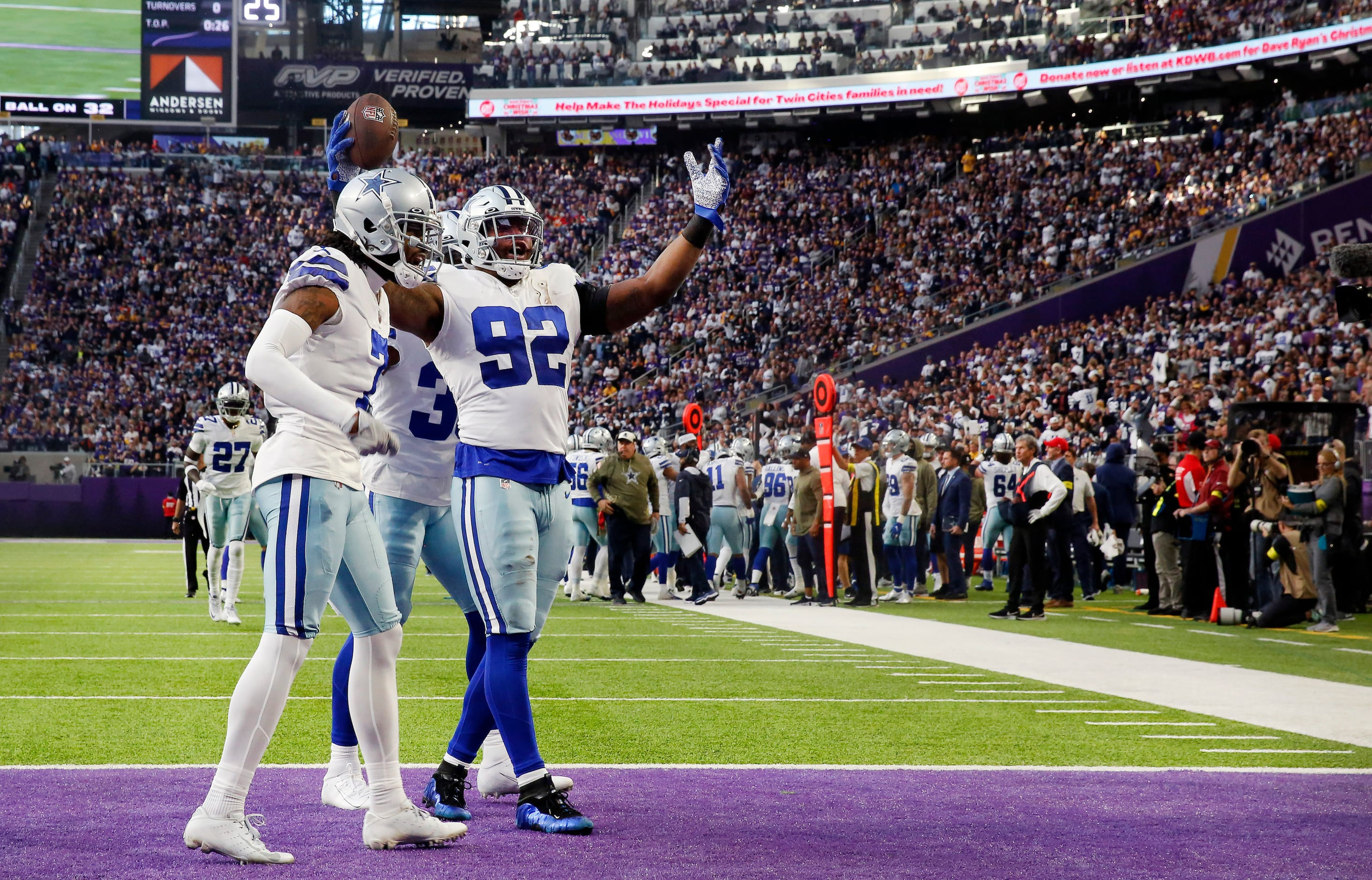 NFC East race: Cowboys make statement win, Giants lose to Lions