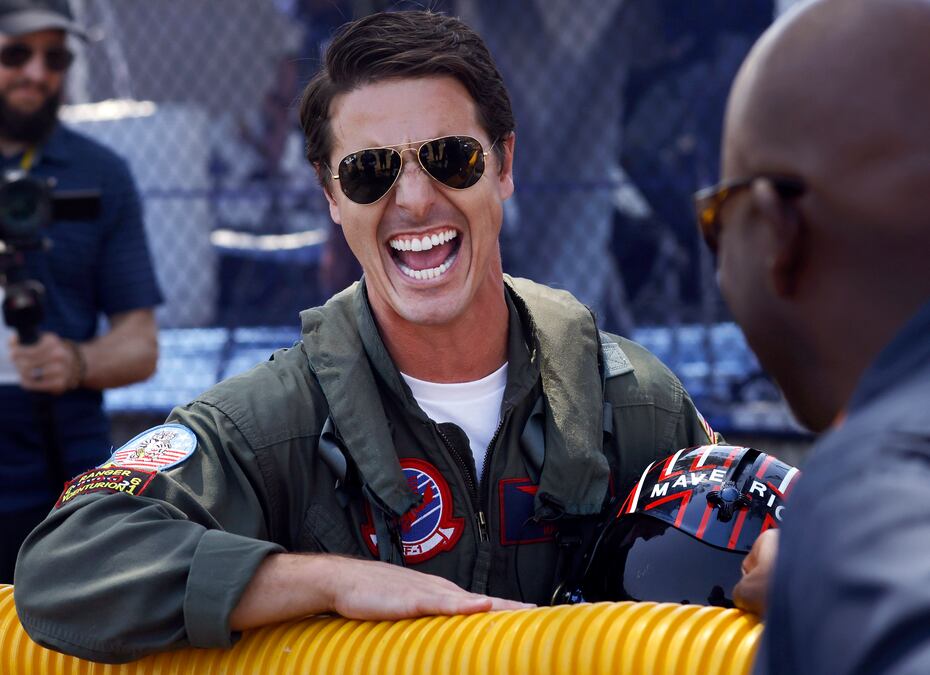 Cowboys camp photos: It's a bird, it's a plane, it's California Tom Cruise!