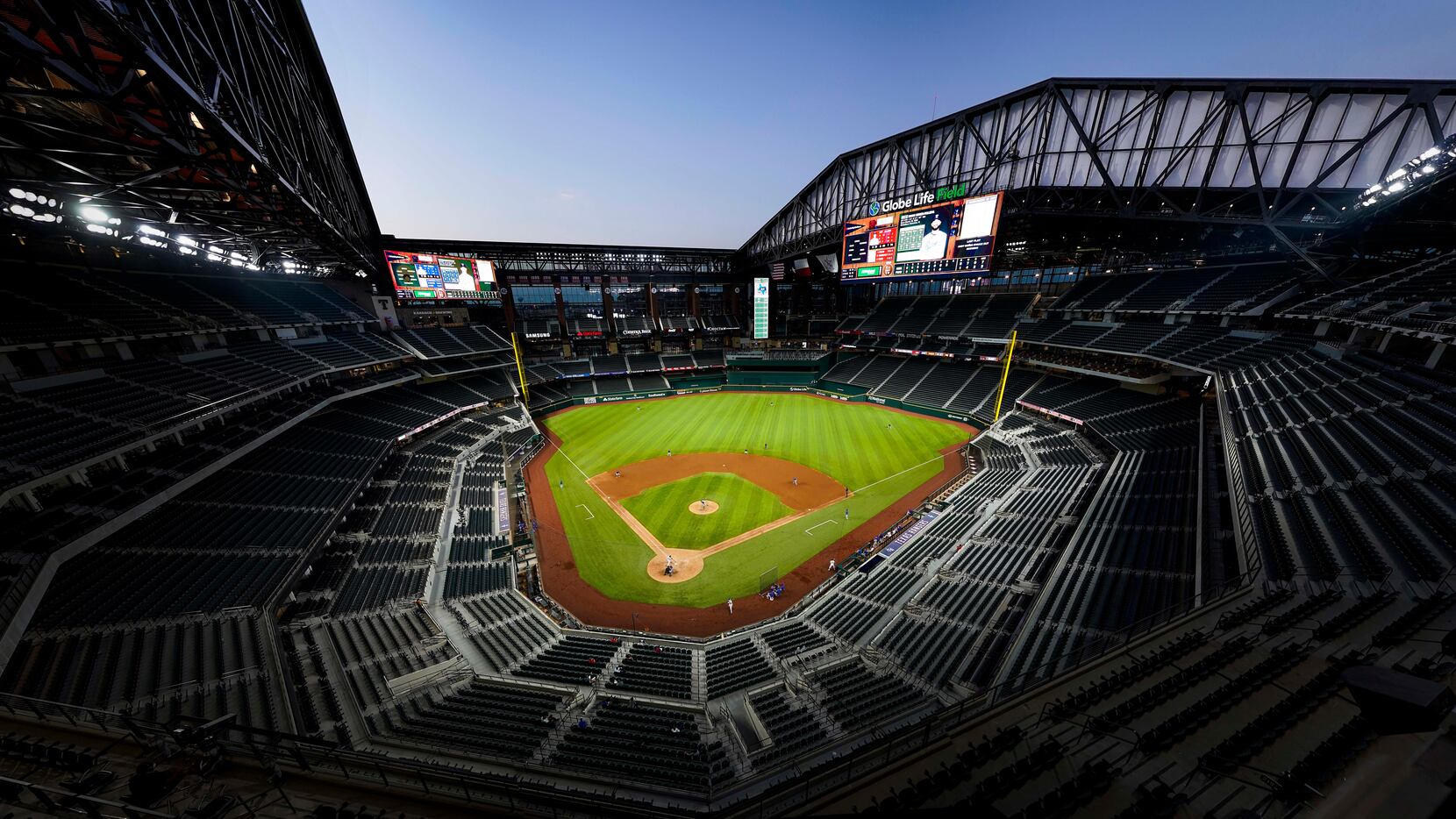 Chase Field Stadium: History, Capacity, Events & Significance