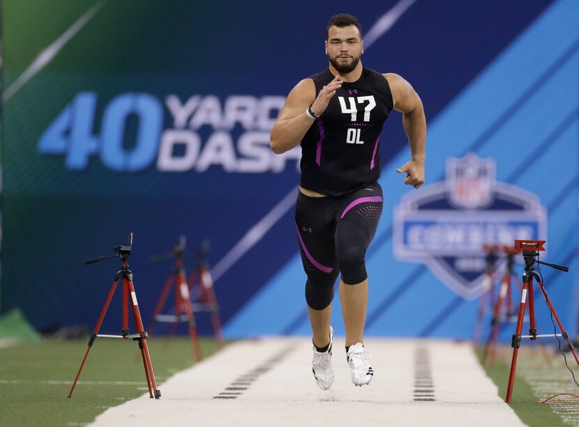 Texas offensive lineman Connor Williams runs the 40-yard dash during the NFL football...